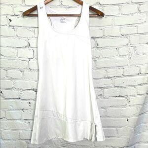 DUC White Athletic Tank Dress Size Medium Excellent Condition